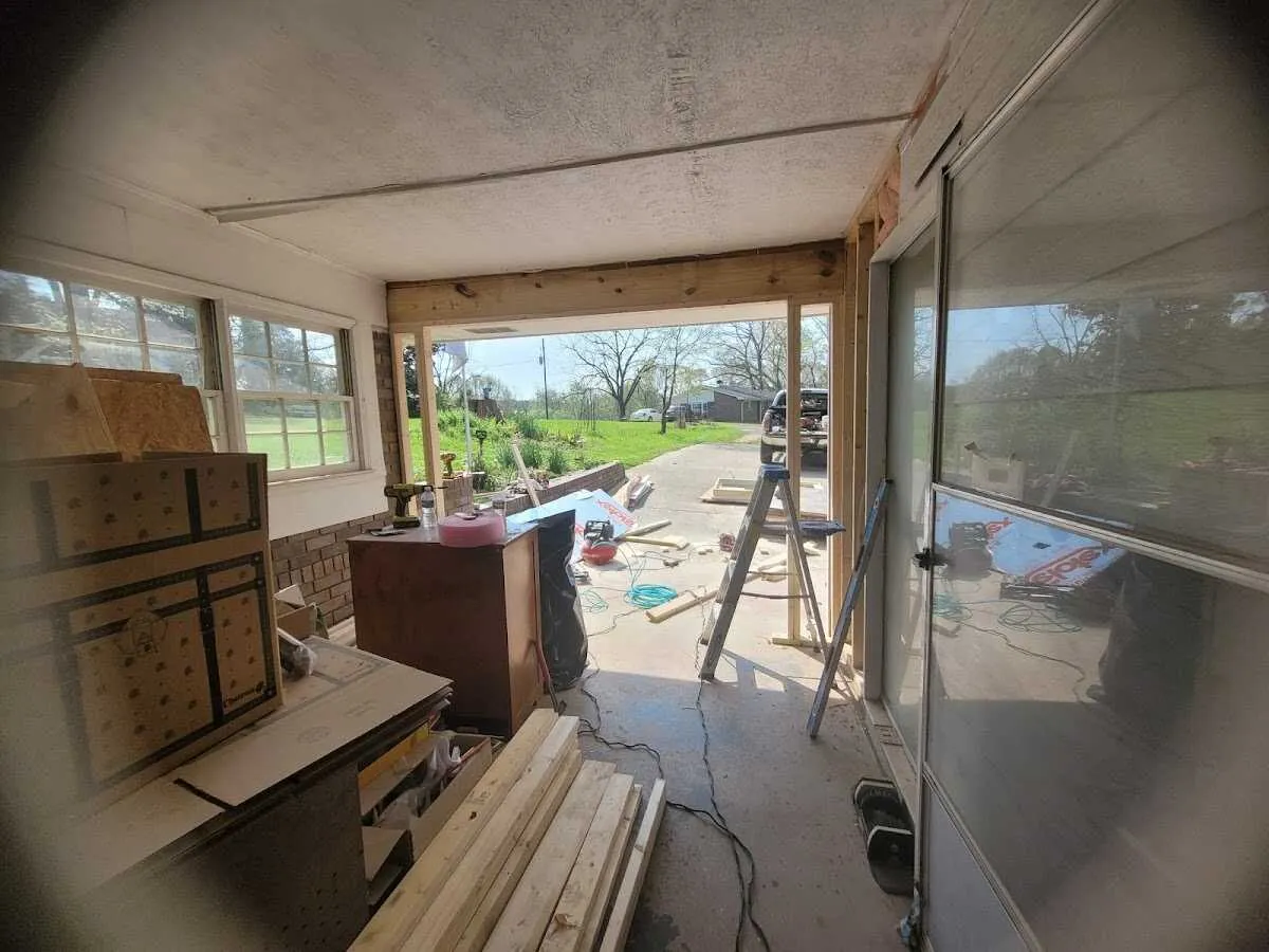 Air movers and dehumidifier for Water Mitigation Services in Elizabeth City